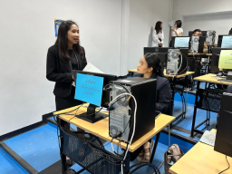 กิจกรรมศูนย์คอมพิวเตอร์ &raquo; Microsoft_Teams_ train